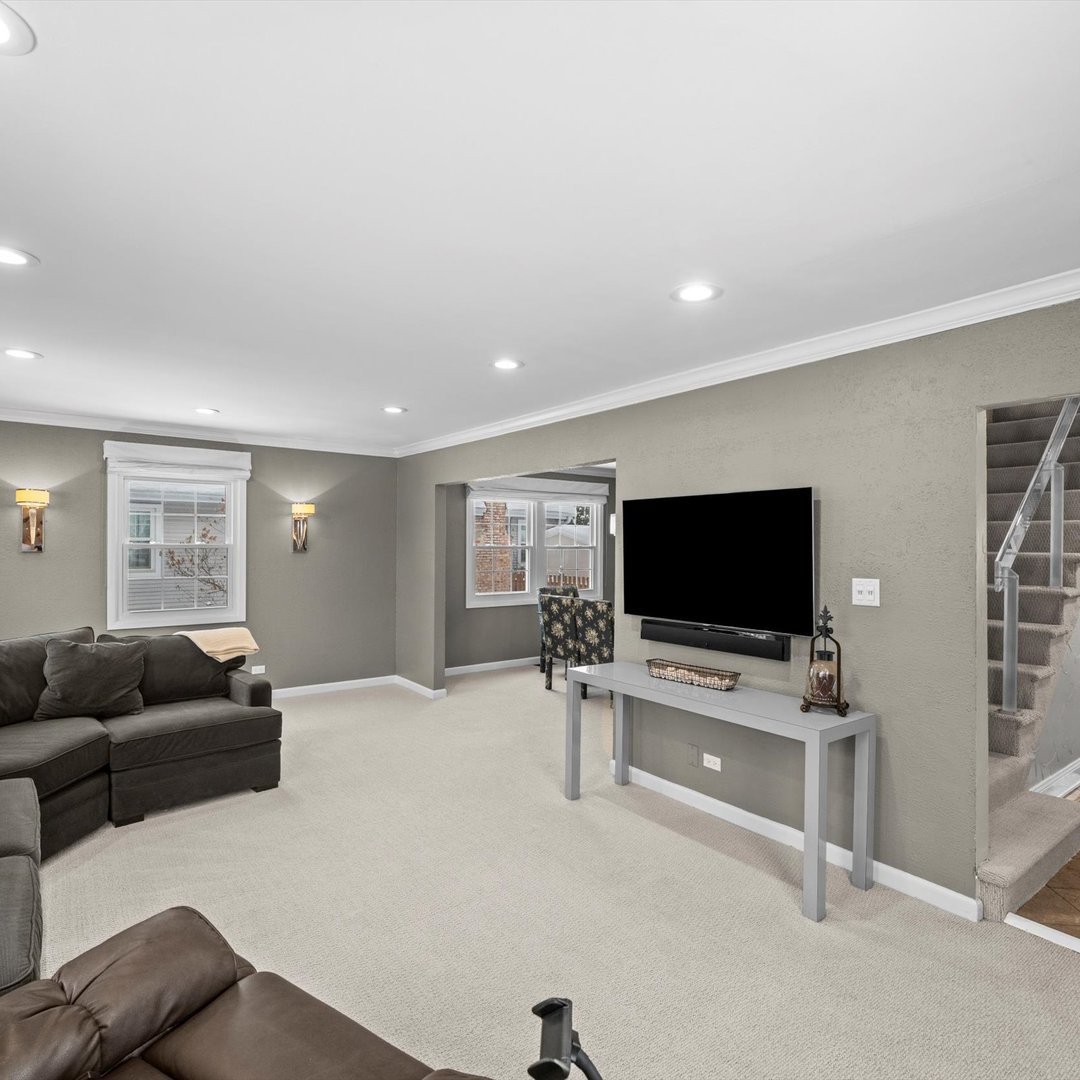 440 Burnt Ember Lane, Buffalo Grove, IL 60089