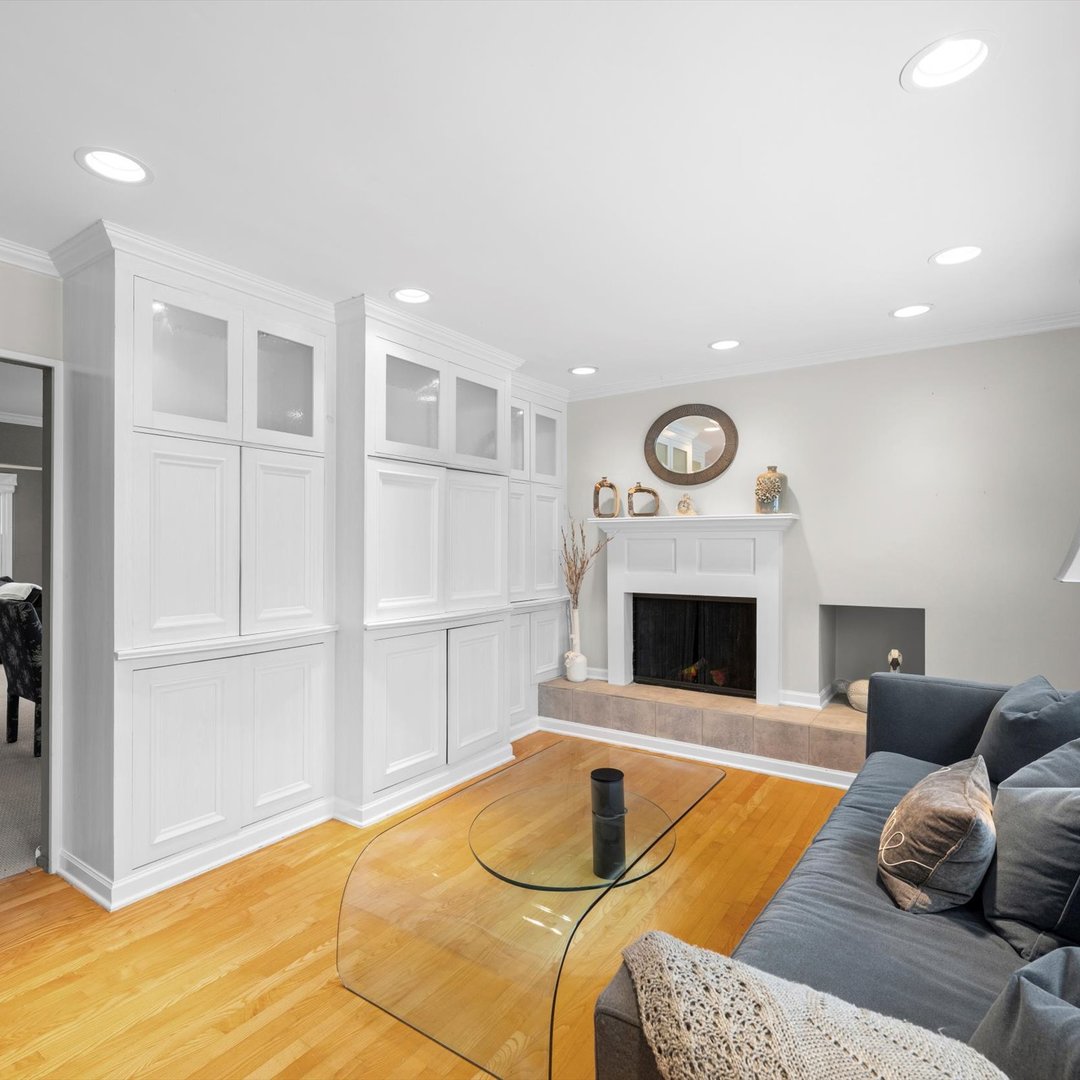 440 Burnt Ember Lane, Buffalo Grove, IL 60089