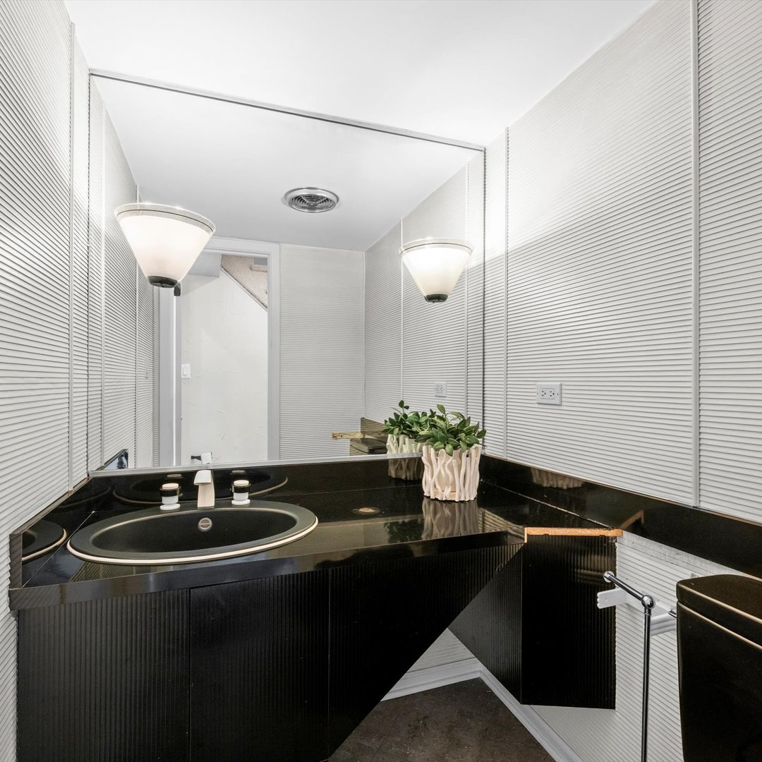 440 Burnt Ember Lane, Buffalo Grove, IL 60089