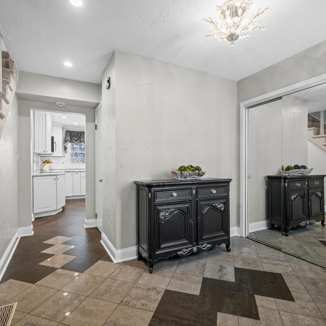 440 Burnt Ember Lane, Buffalo Grove, IL 60089