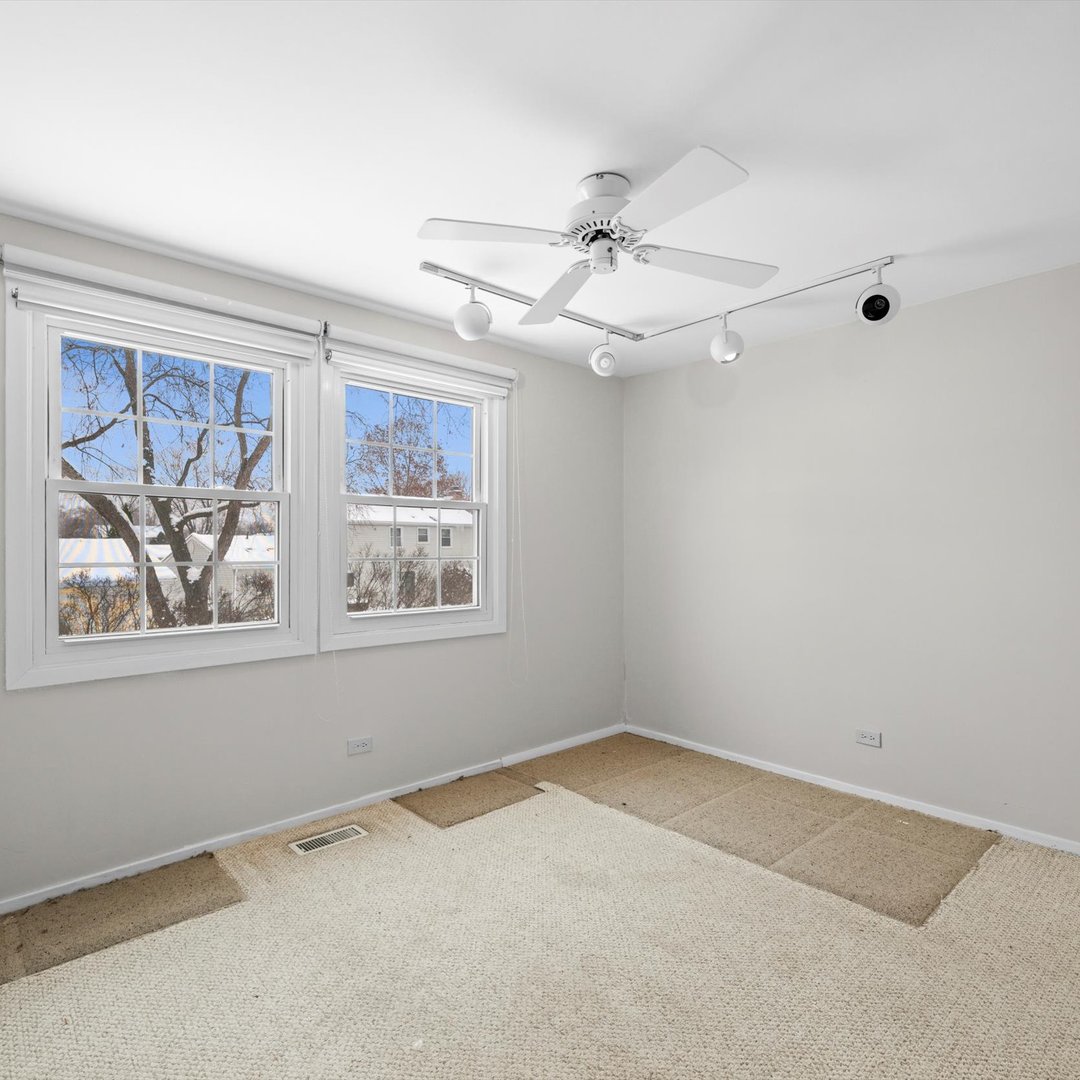 440 Burnt Ember Lane, Buffalo Grove, IL 60089