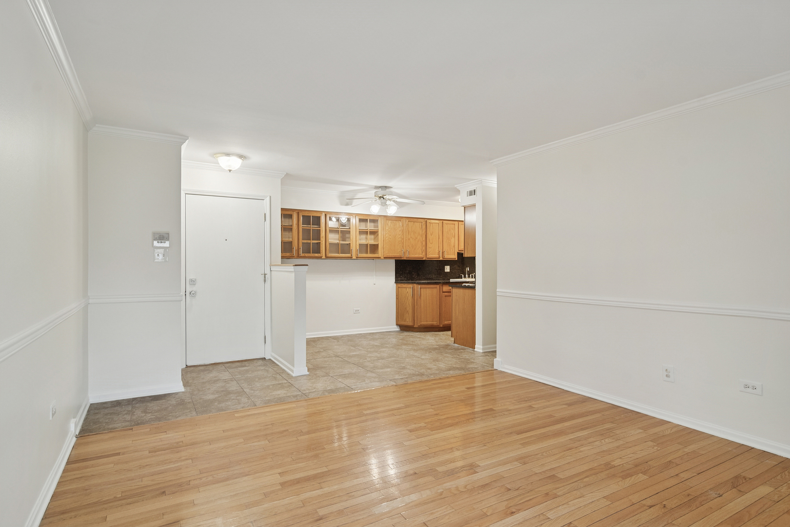 1633 N Windsor Drive #113, Arlington Heights, IL 60004