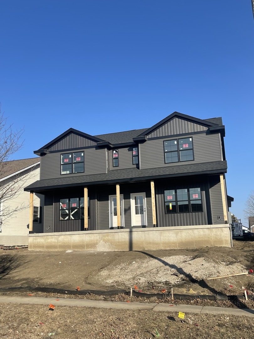 1527 Belclare Road, Normal, IL 61761