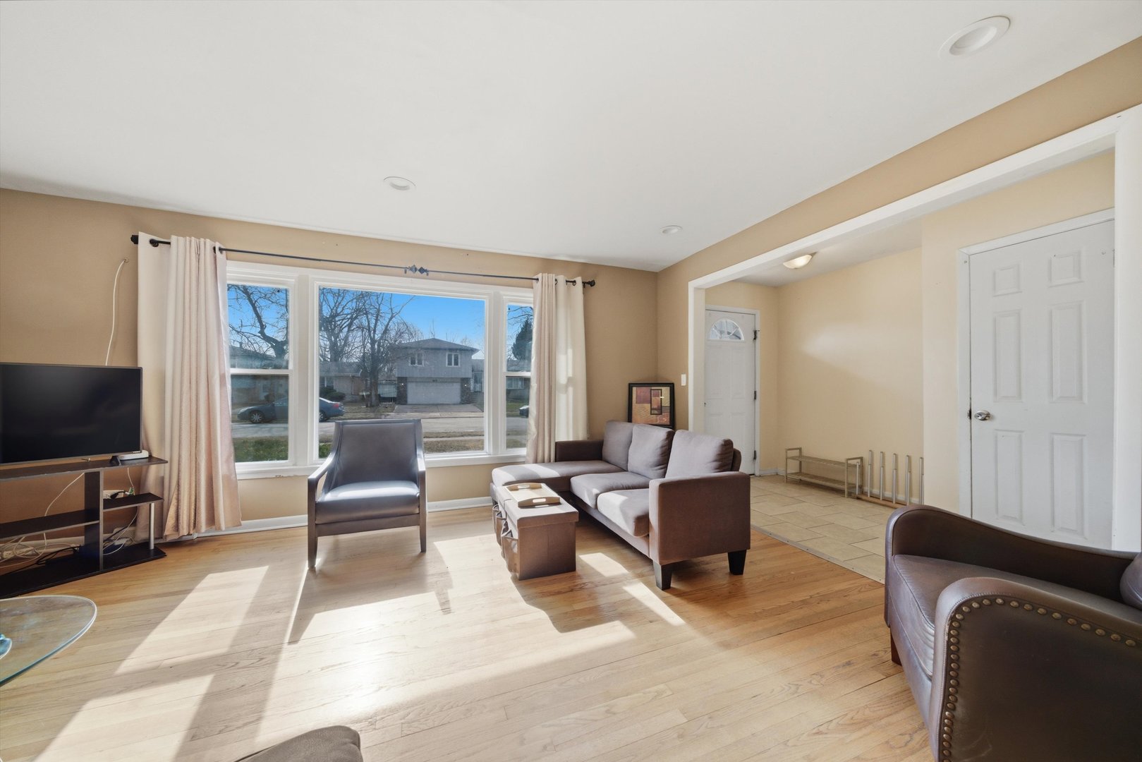 17107 Evans Drive, South Holland, IL 60473