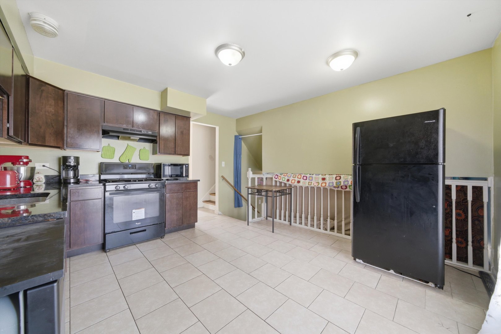 17107 Evans Drive, South Holland, IL 60473