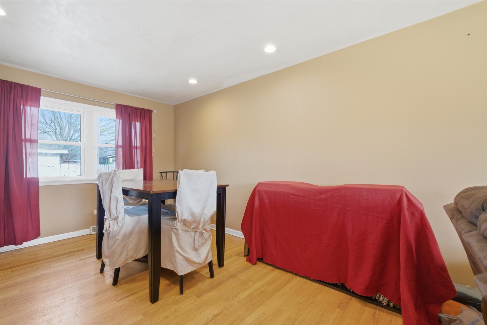 17107 Evans Drive, South Holland, IL 60473