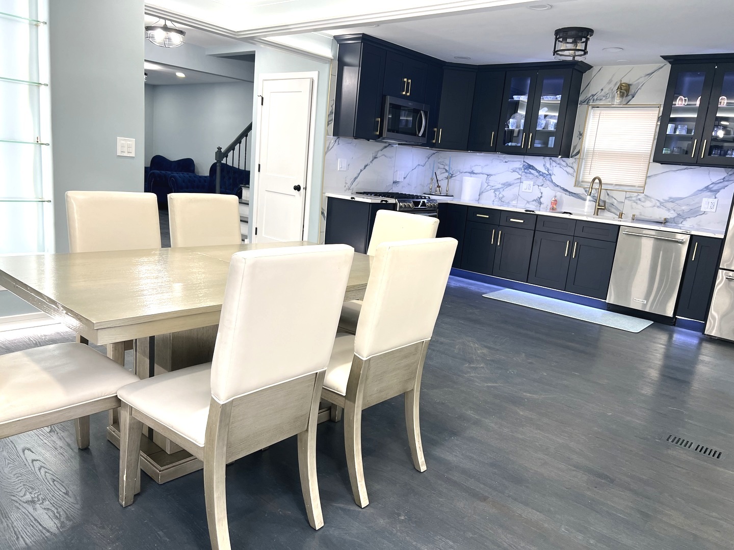 7125 S Hamlin Avenue, Chicago, IL 60629