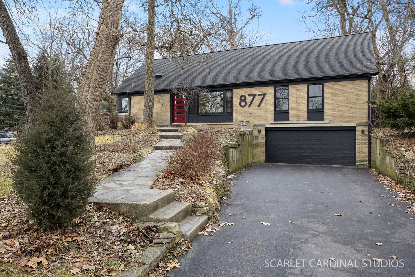 877 Crescent Boulevard, Glen Ellyn, IL 60137