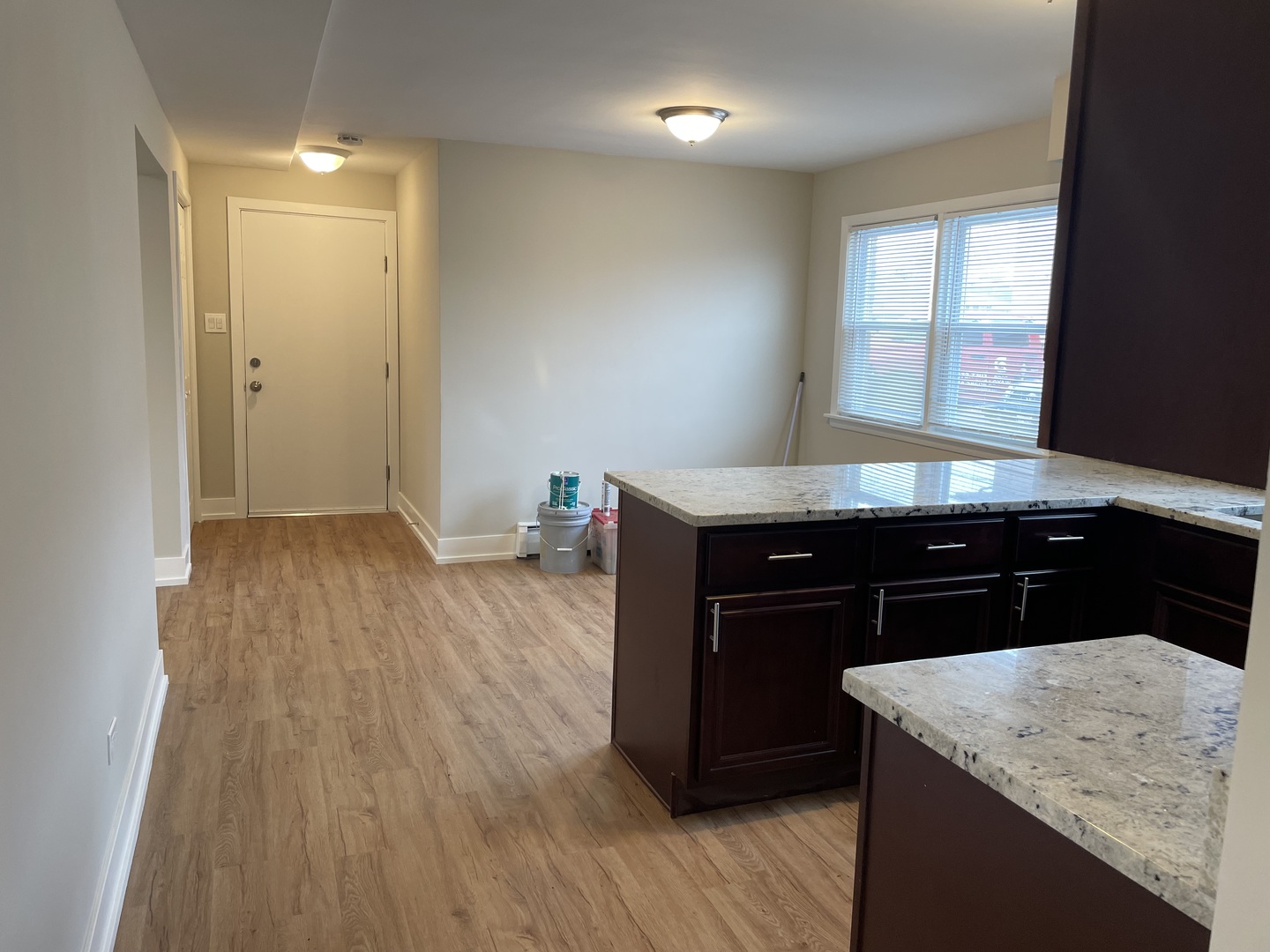 7541 S Roberts Road #4, Bridgeview, IL 60455