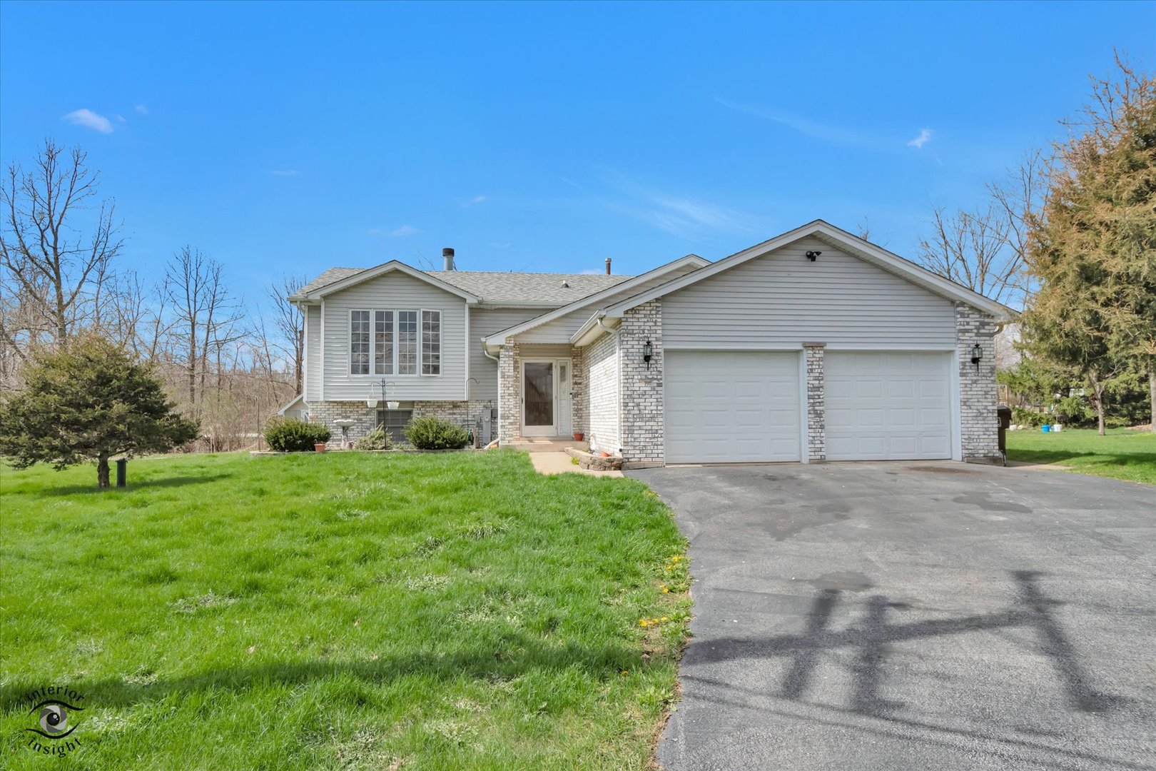 24412 S Kings Road, Crete, IL 60417