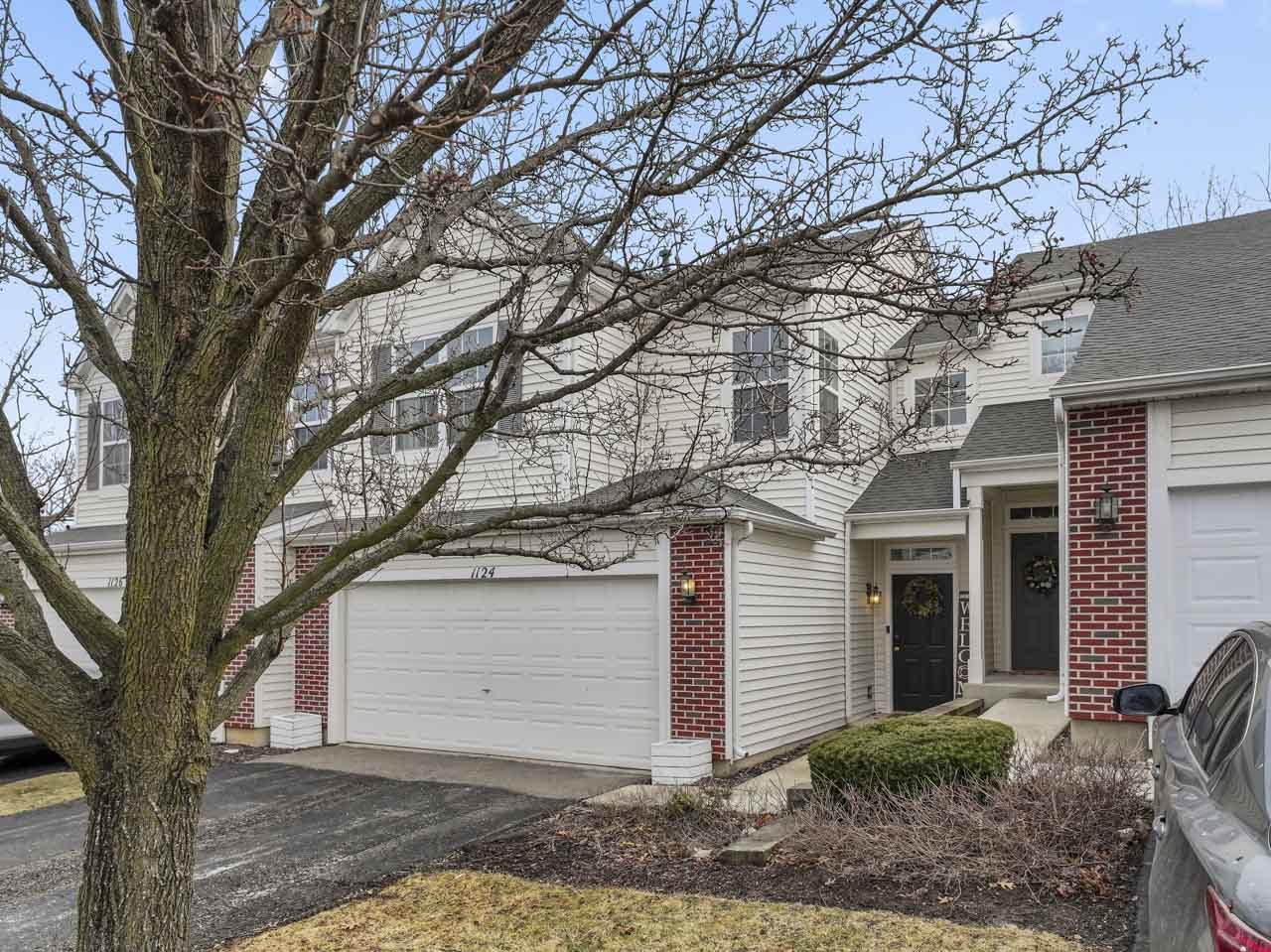 1124 Colonial Drive, Joliet, IL 60432