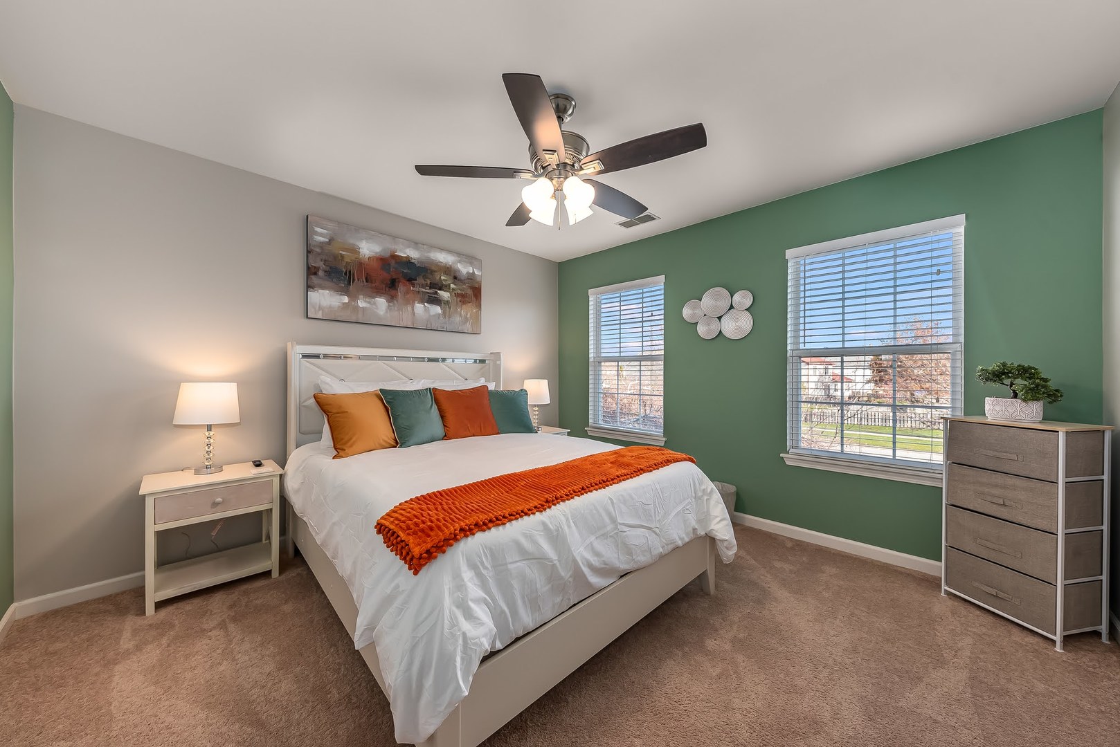 2735 Skylane Drive, Naperville, IL 60564