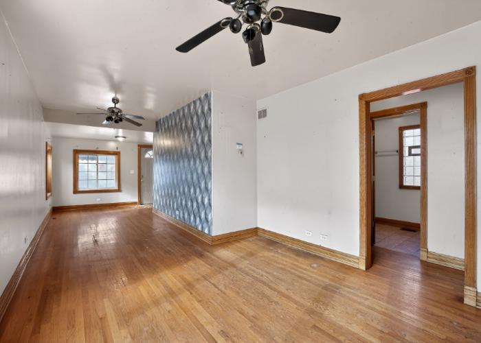 1917 S 9th Avenue, Maywood, IL 60153