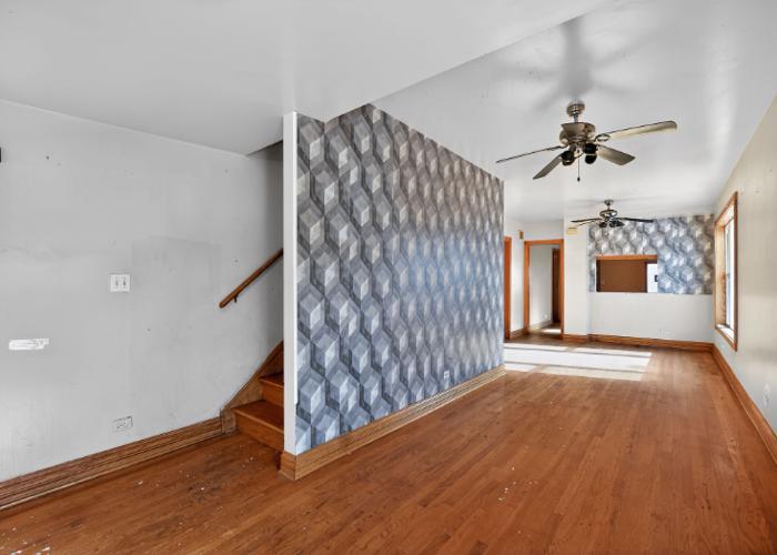 1917 S 9th Avenue, Maywood, IL 60153