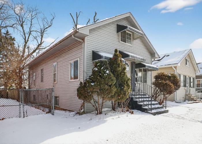 1917 S 9th Avenue, Maywood, IL 60153
