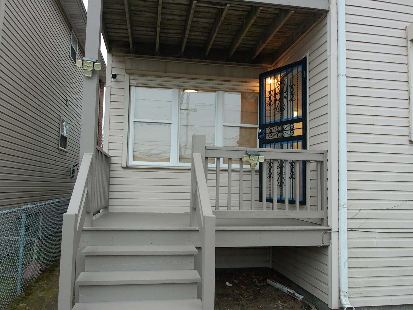 1506 E 72nd Place, Chicago, IL 60619