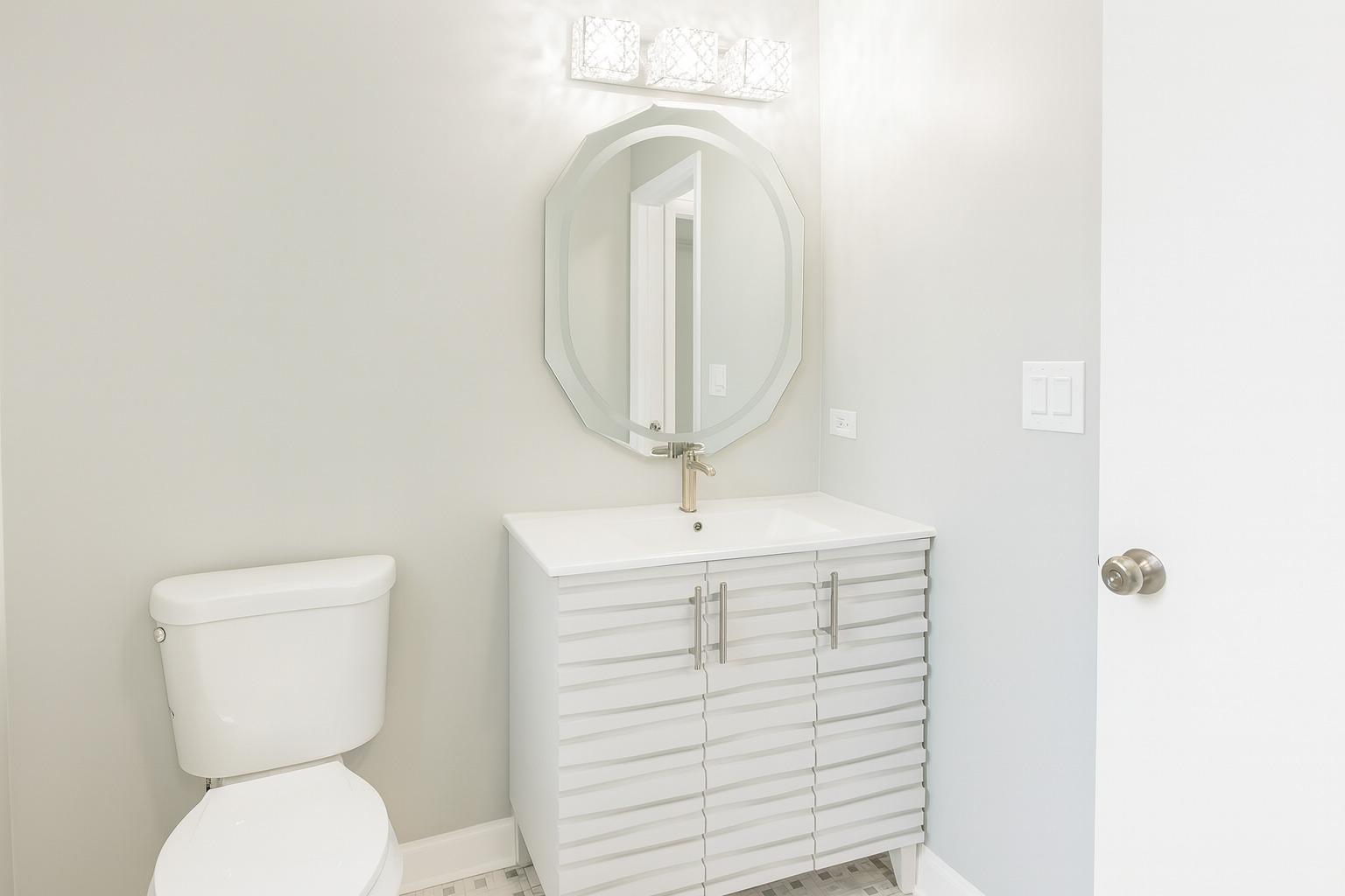 1506 E 72nd Place, Chicago, IL 60619