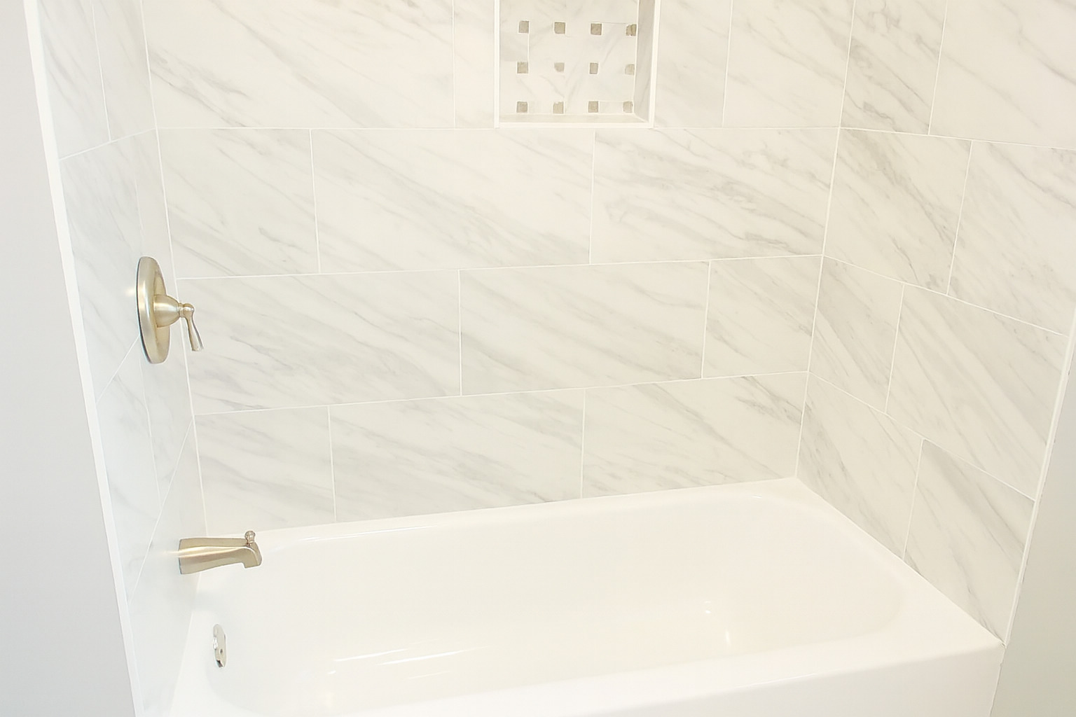 1506 E 72nd Place, Chicago, IL 60619