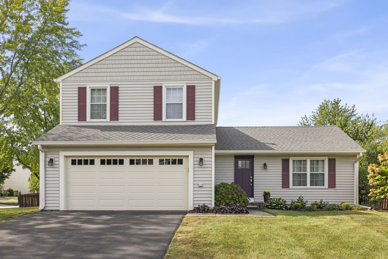 2S030 Bristol Lane, Warrenville, IL 60555