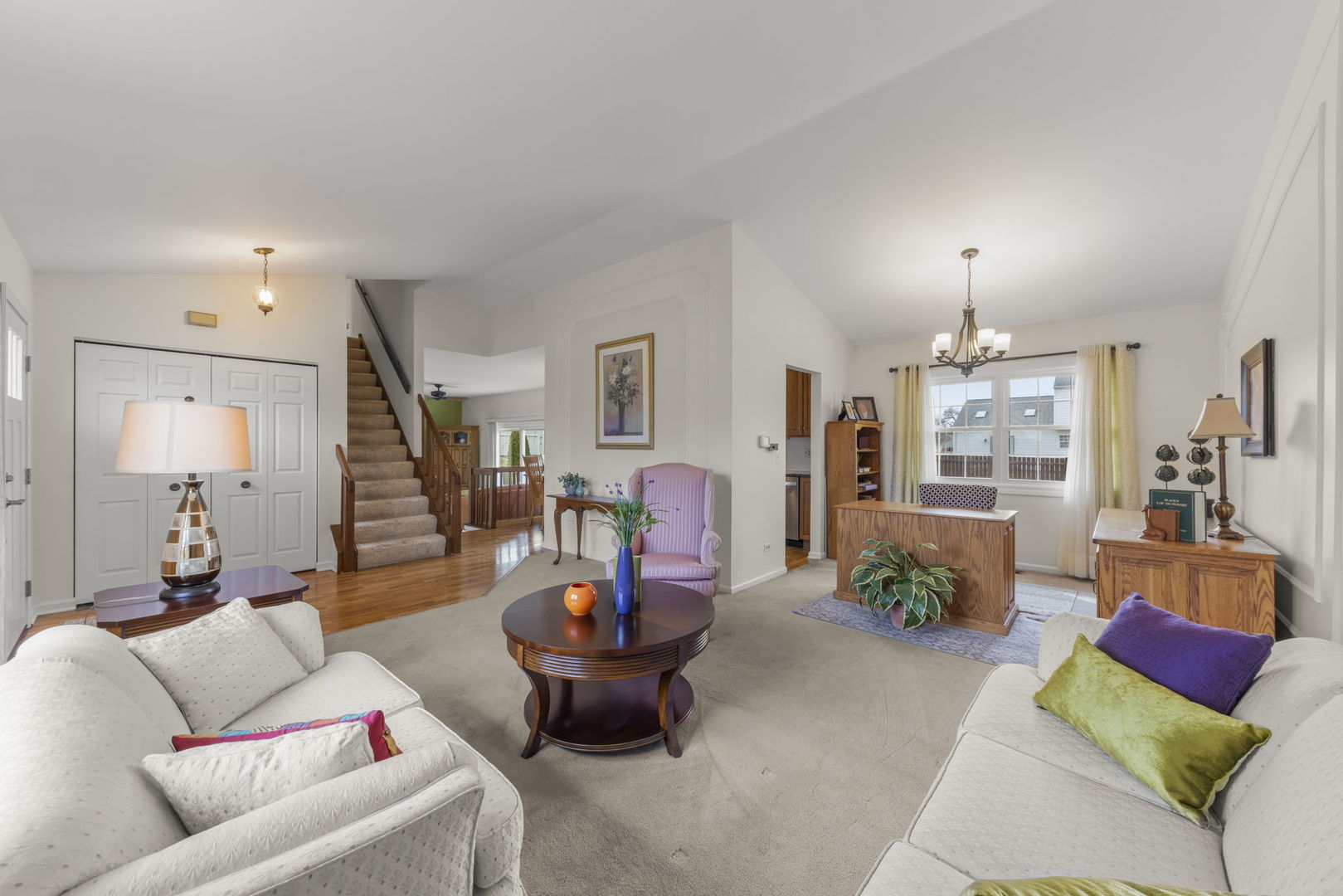 2S030 Bristol Lane, Warrenville, IL 60555