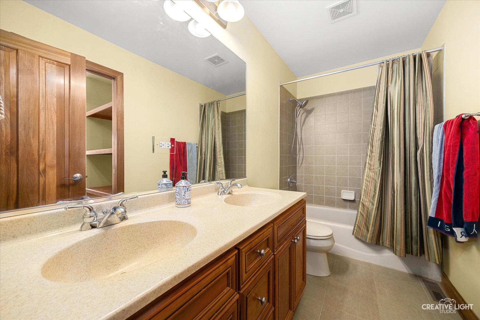 3415 MINITO Court, Naperville, IL 60564