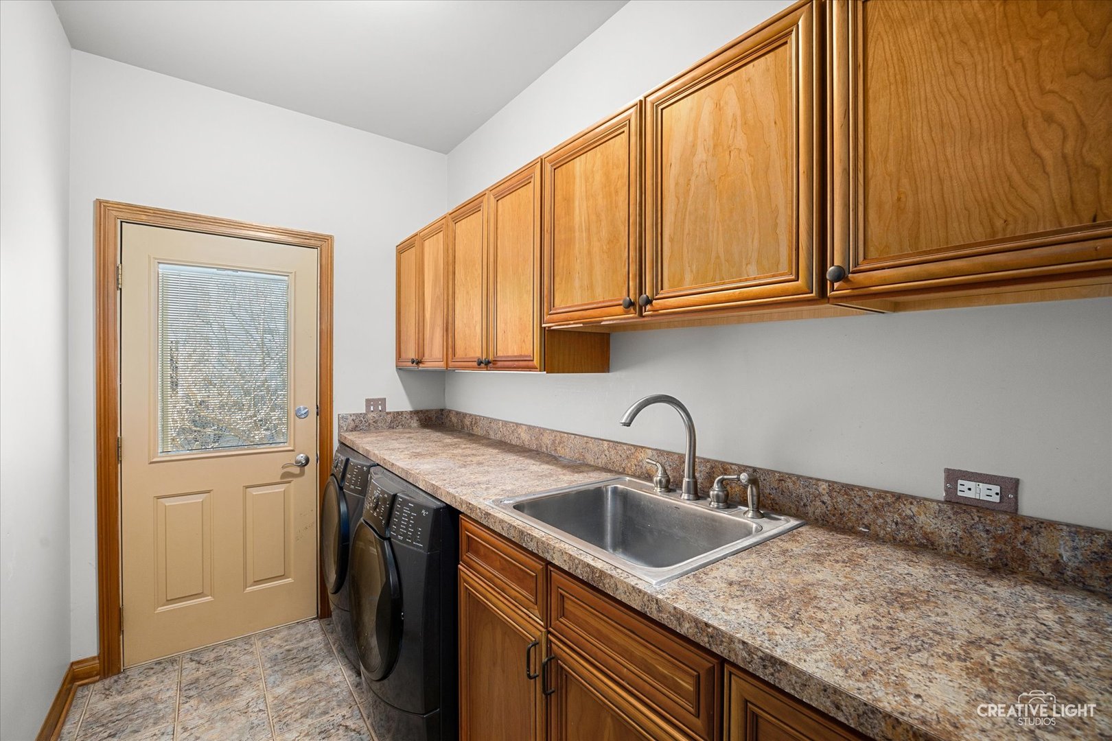 3415 MINITO Court, Naperville, IL 60564