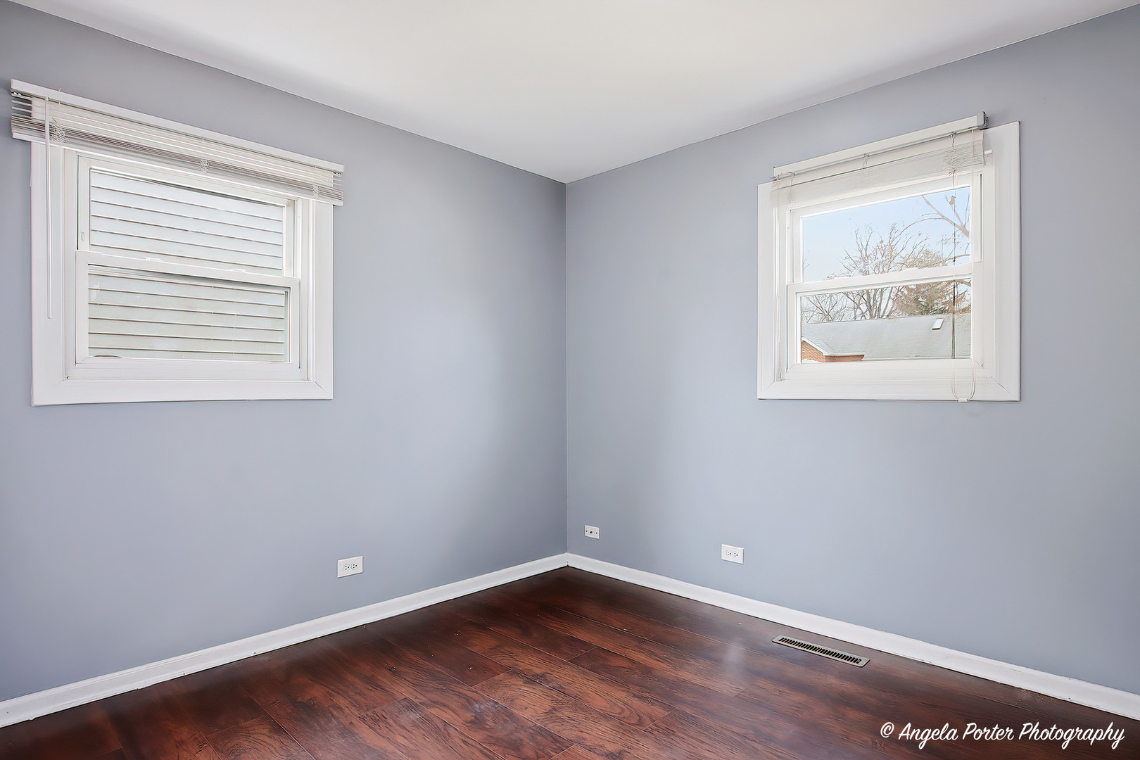 610 Larkdale Row, Wauconda, IL 60084