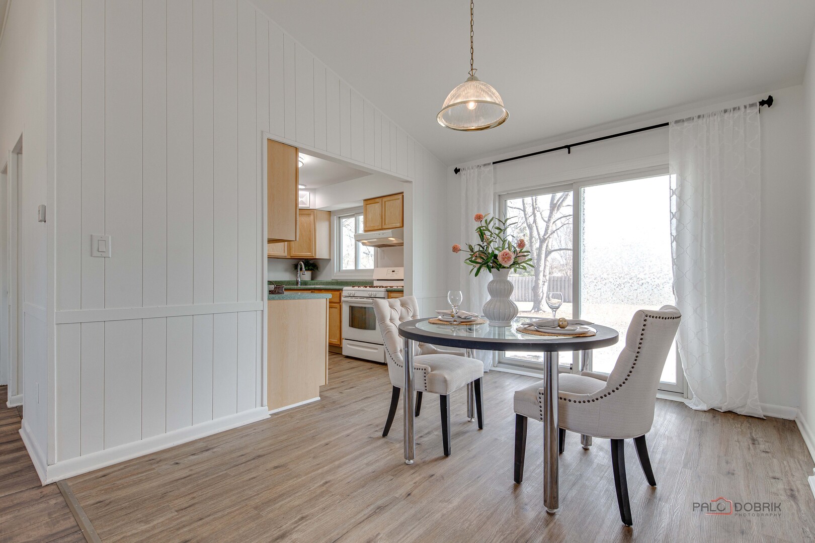 73 S Beck Road, Lindenhurst, IL 60046