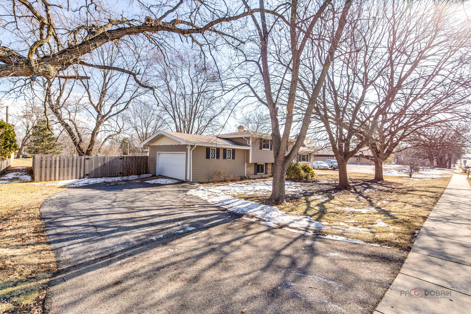73 S Beck Road, Lindenhurst, IL 60046