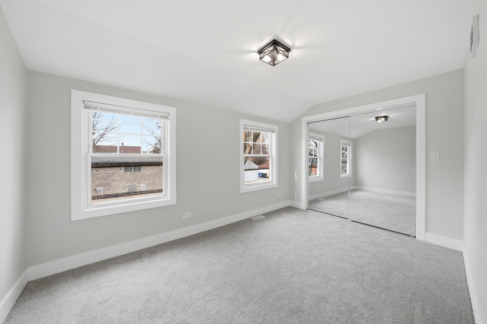 3356 W 84th Street, Chicago, IL 60652