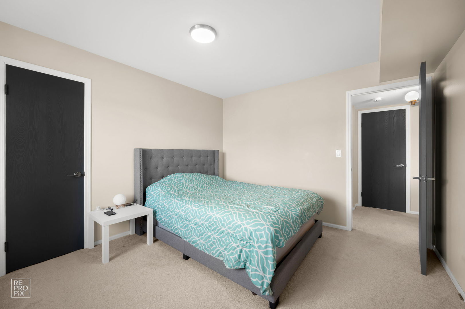 6820 Joliet Road #11, Indian Head Park, IL 60525