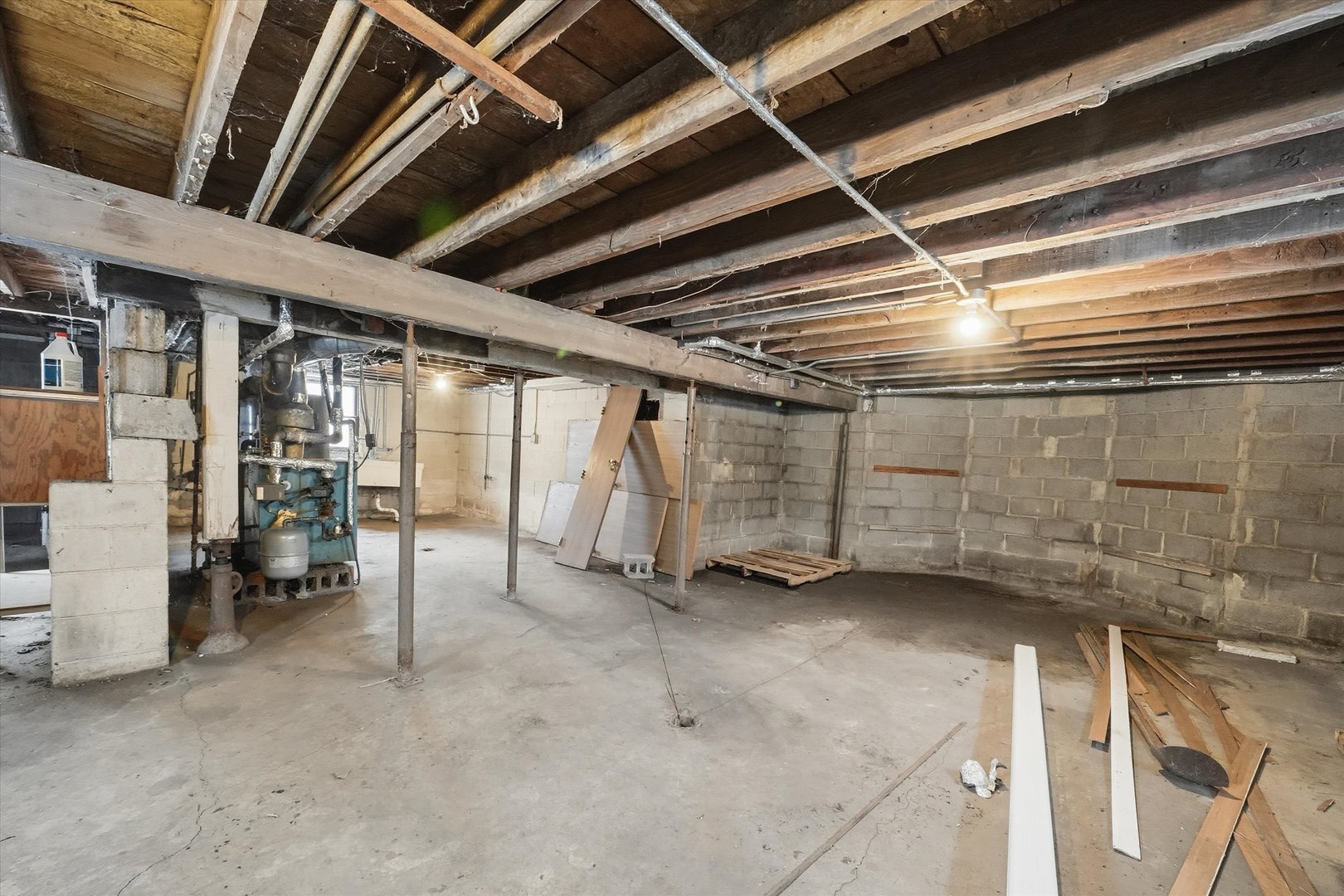 1307 W 173rd Street, Hazel Crest, IL 60429