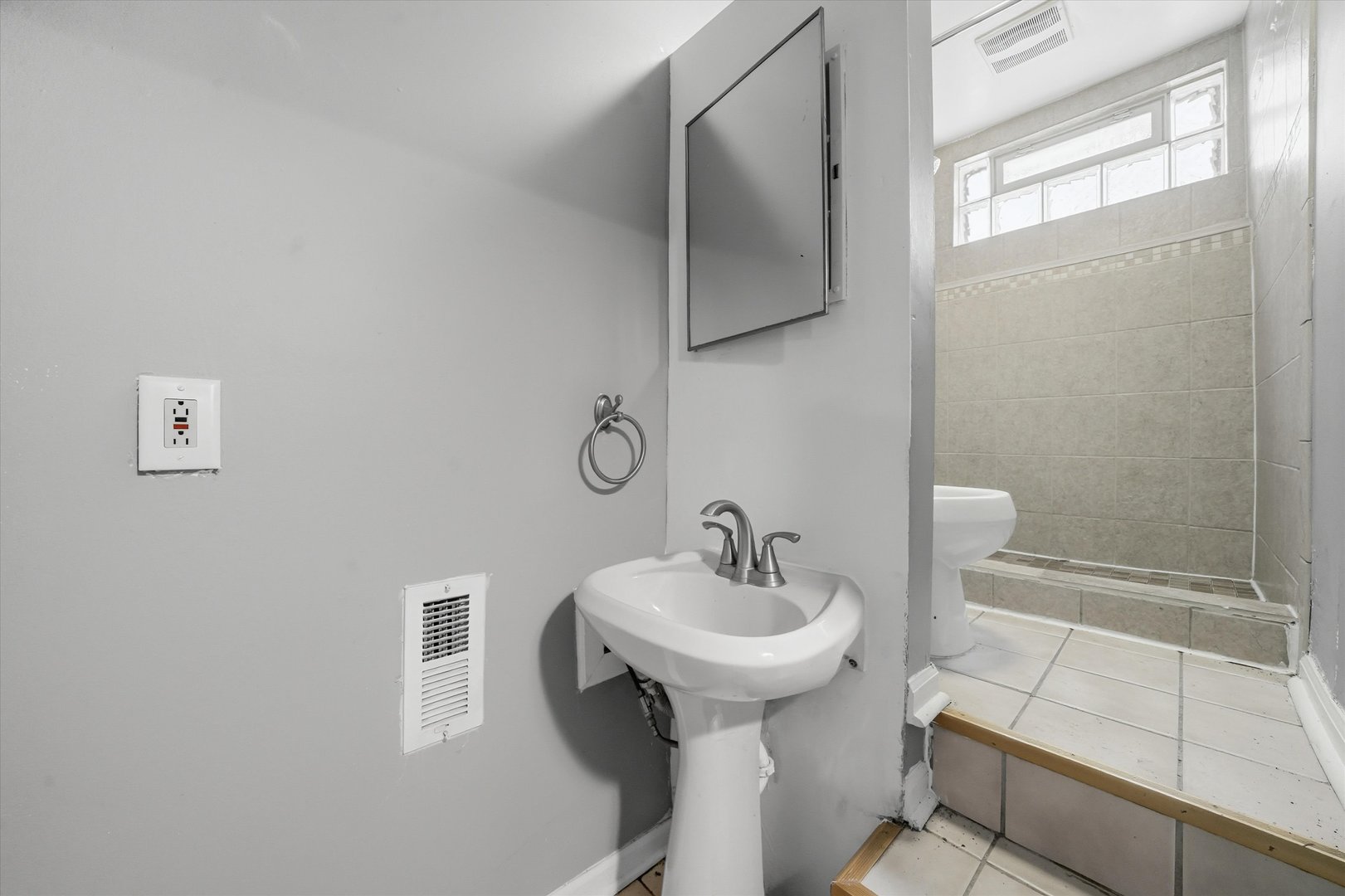 1307 W 173rd Street, Hazel Crest, IL 60429