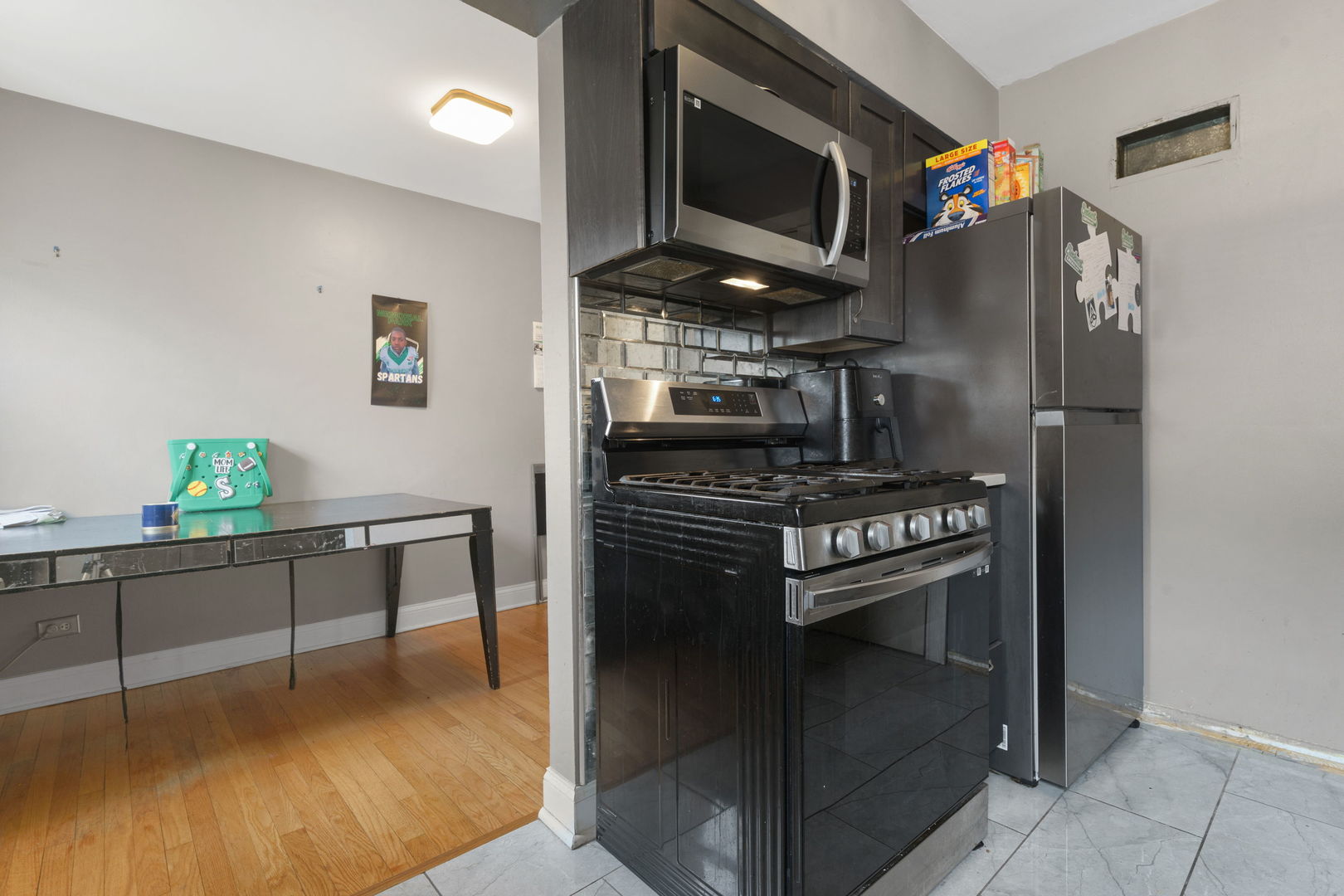 1028 BELLWOOD Avenue #E, Bellwood, IL 60104