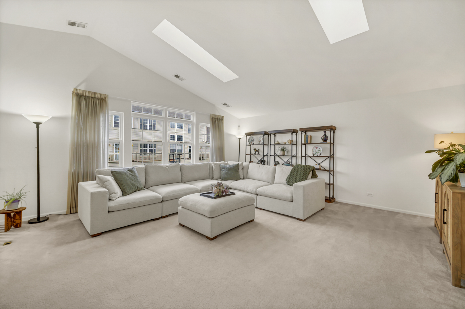 Vernon Hills, IL 60061