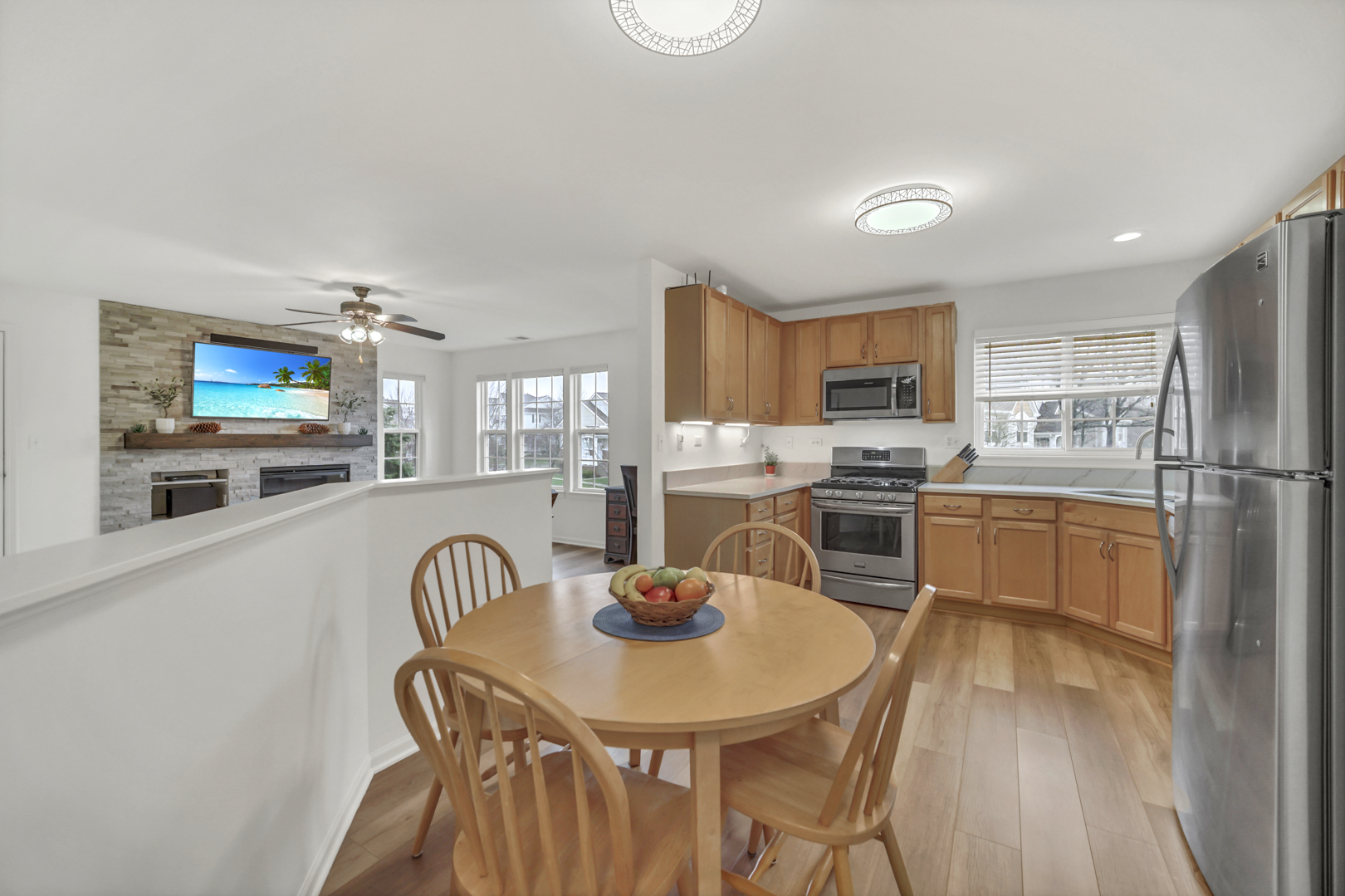 Vernon Hills, IL 60061