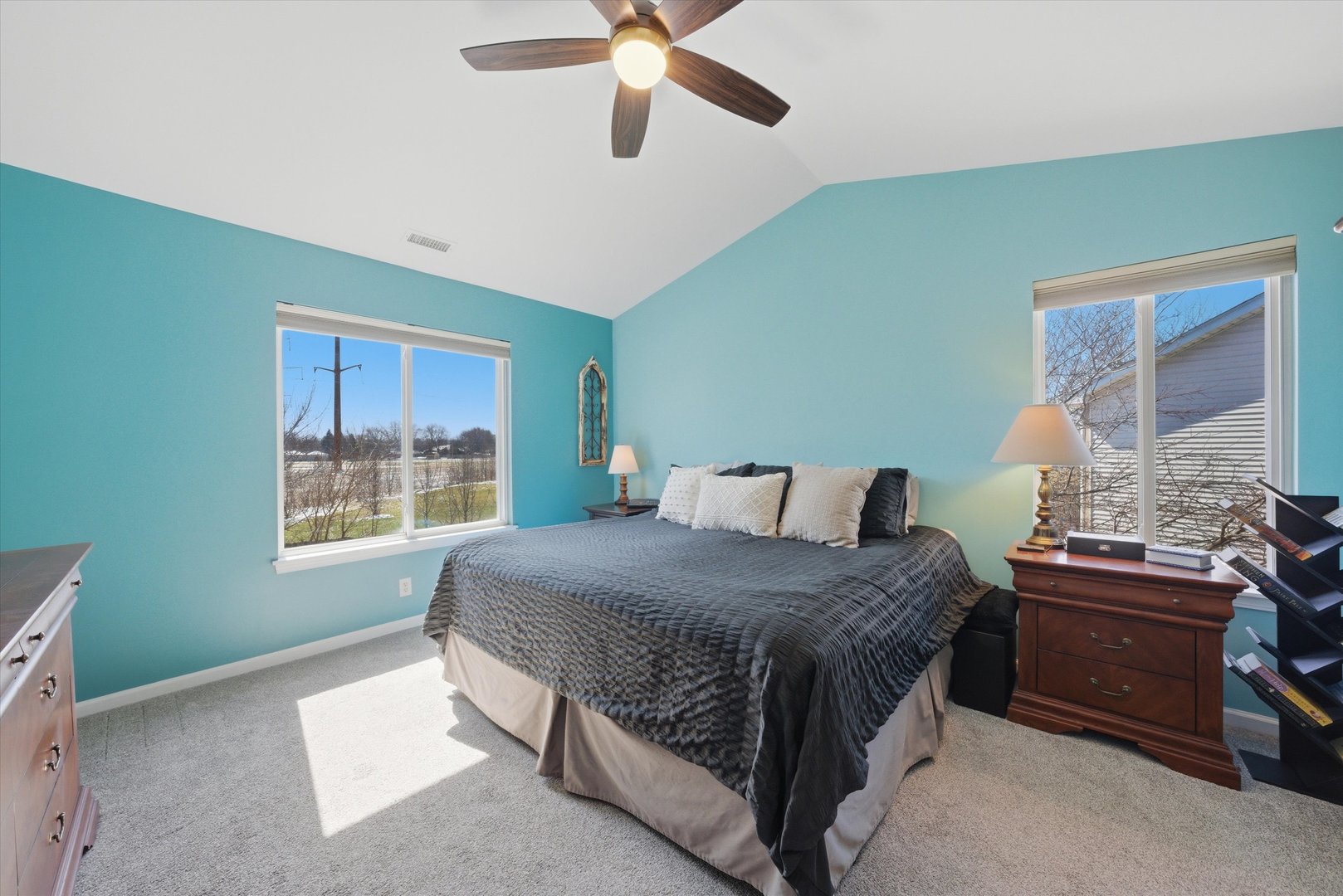 1819 S Wentworth Circle, Romeoville, IL 60446