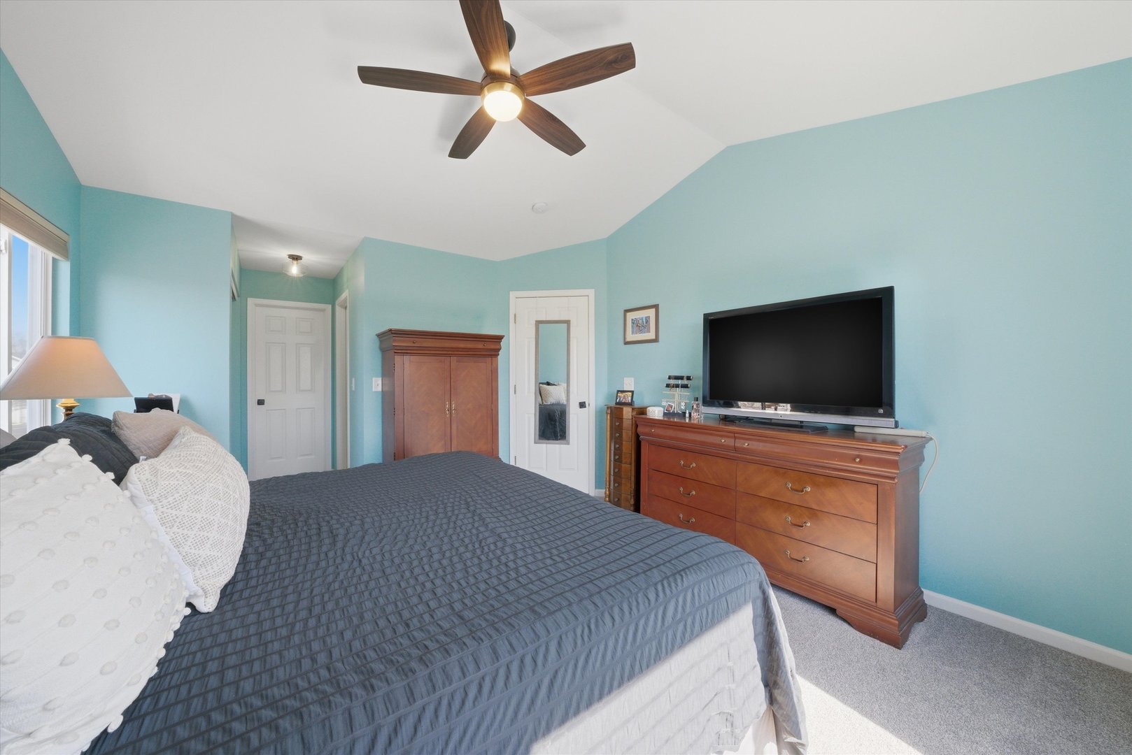 1819 S Wentworth Circle, Romeoville, IL 60446