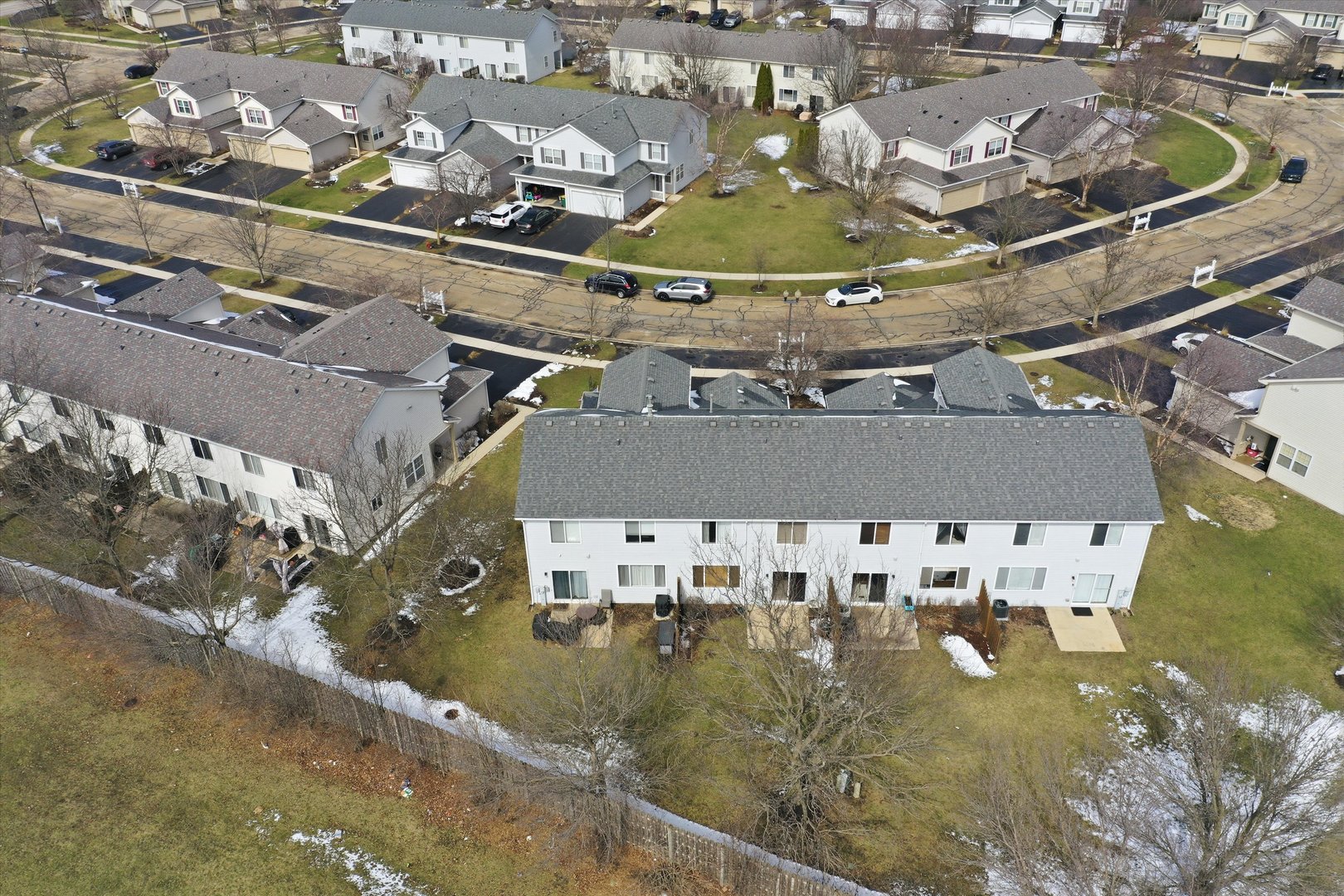 1819 S Wentworth Circle, Romeoville, IL 60446