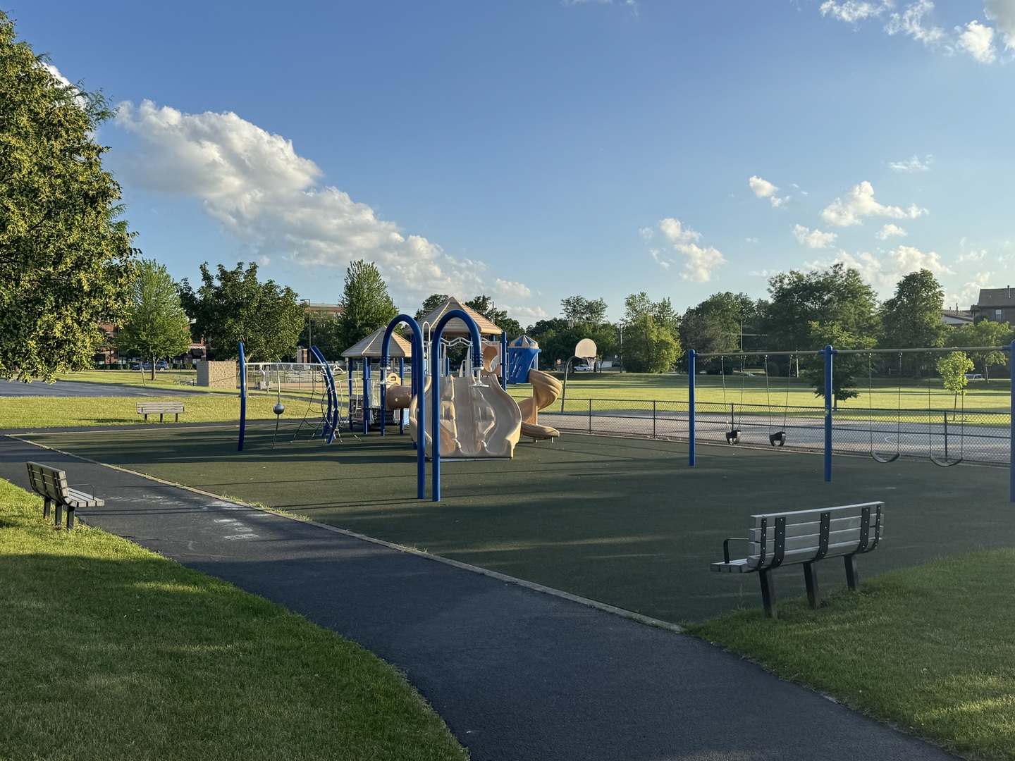 671 Hapsfield Lane #105, Buffalo Grove, IL 60089