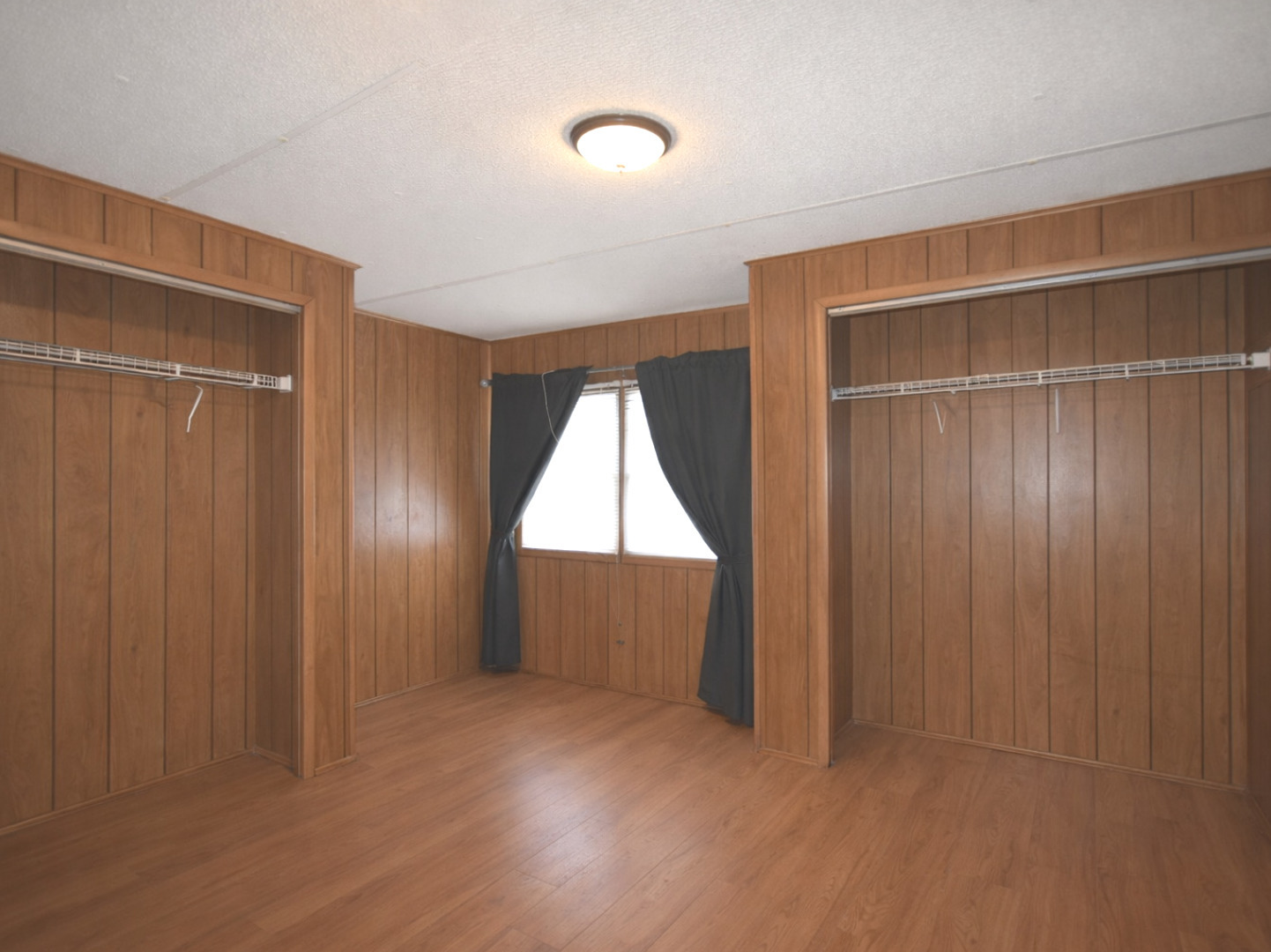 873 Victory Court, Justice, IL 60458