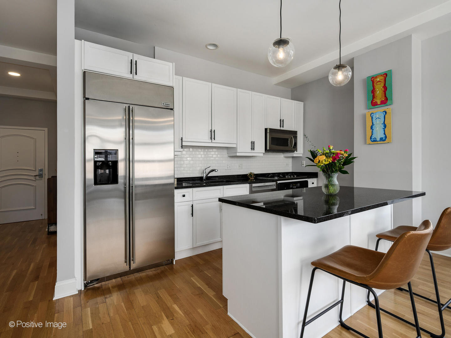 101 W Superior Street #706, Chicago, IL 60654