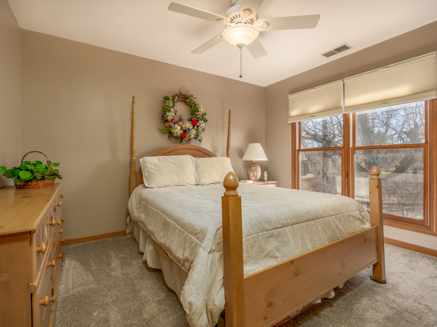 538 Harlowe Lane, Naperville, IL 60565