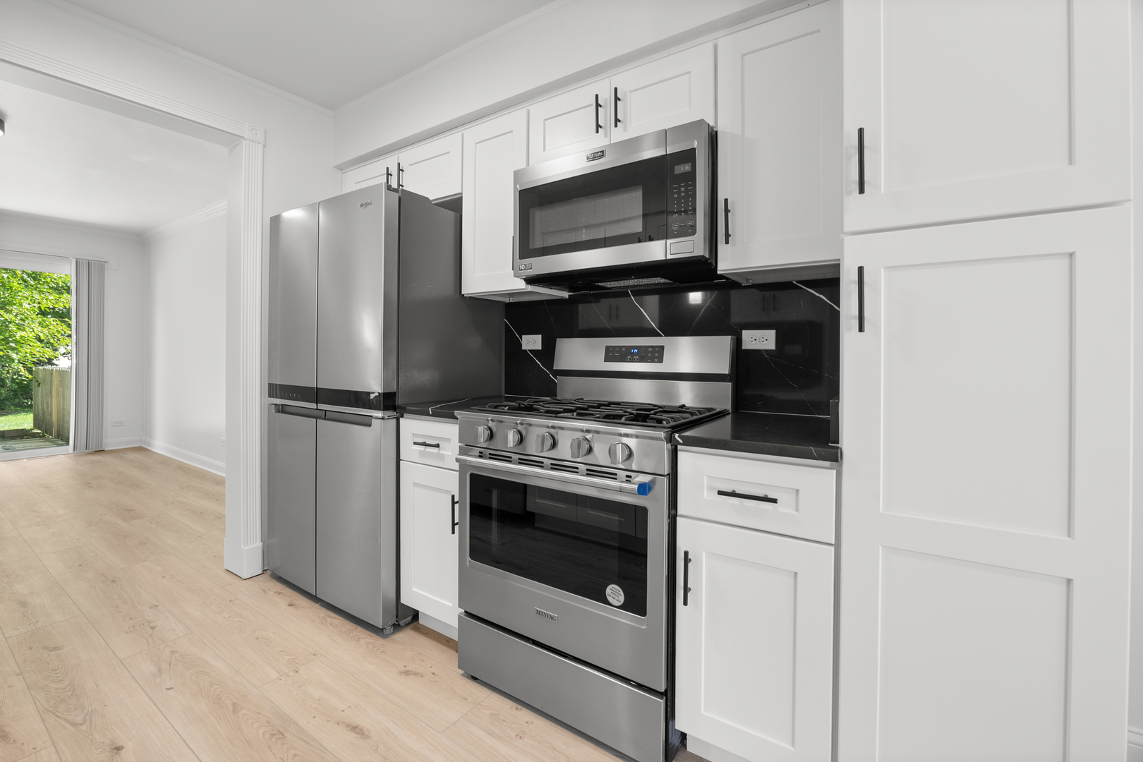 1103 Southbridge Lane, Schaumburg, IL 60194