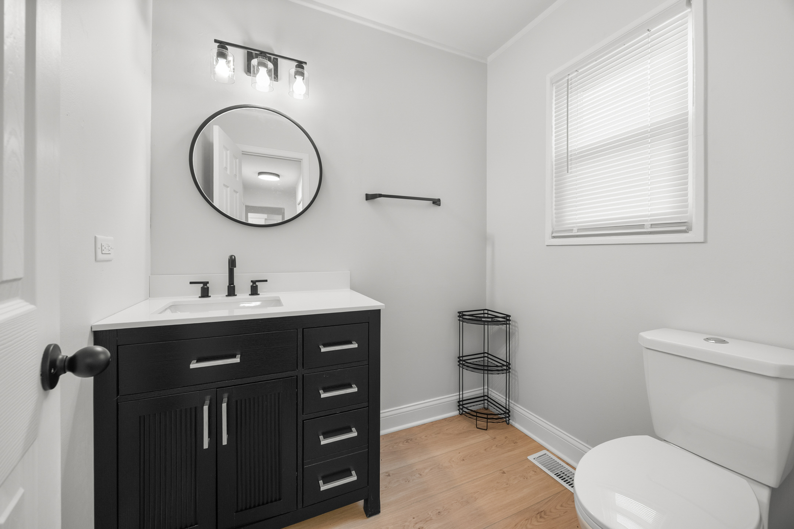 1103 Southbridge Lane, Schaumburg, IL 60194