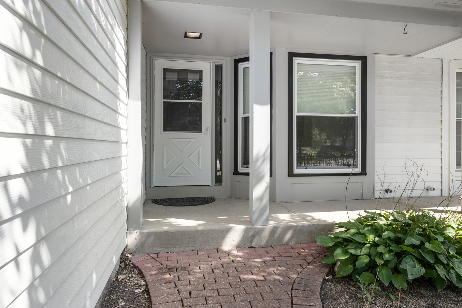 1103 Southbridge Lane, Schaumburg, IL 60194