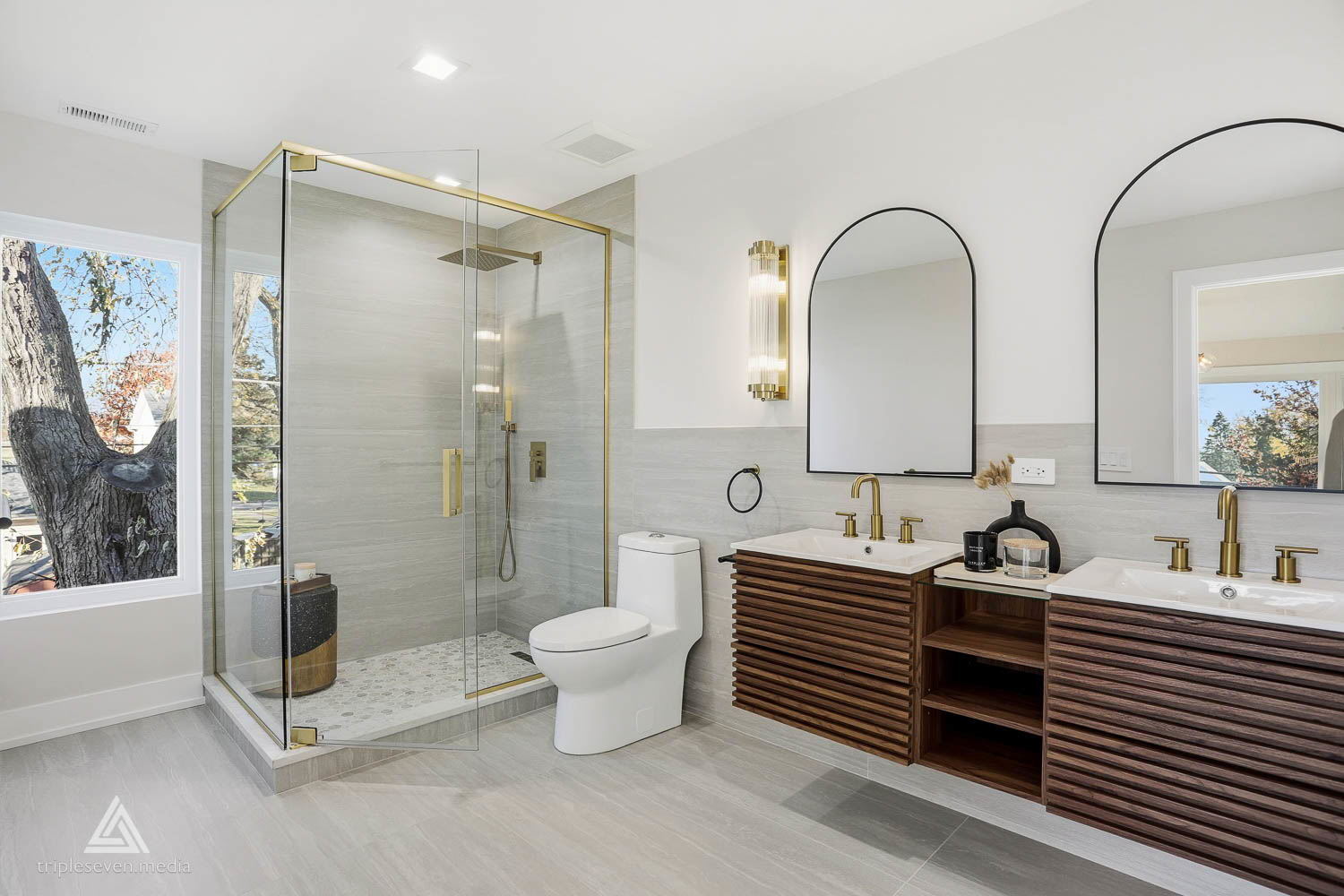 500 N Fairview Avenue, Mount Prospect, IL 60056