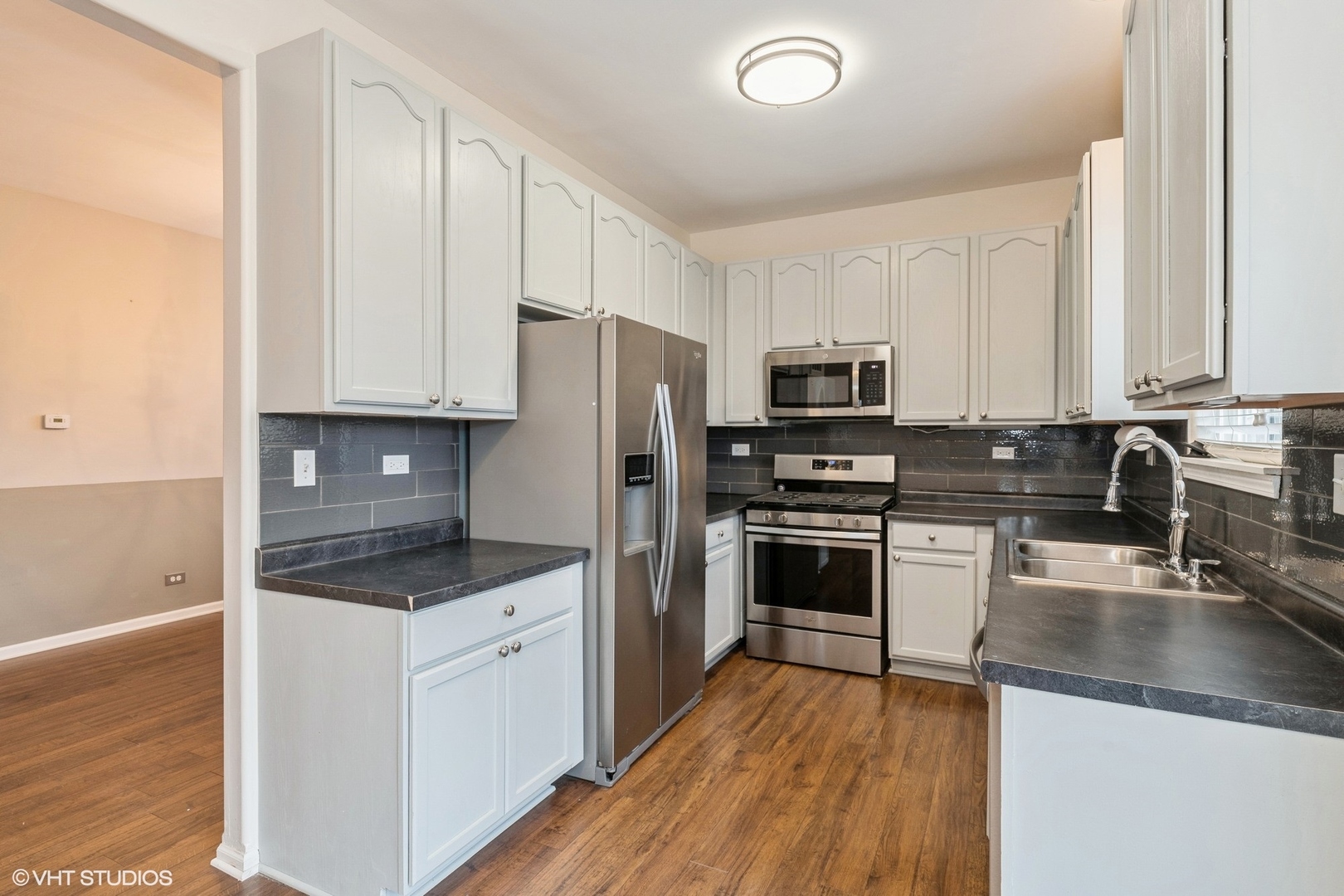 28801 Sawmill Lane, Lakemoor, IL 60051