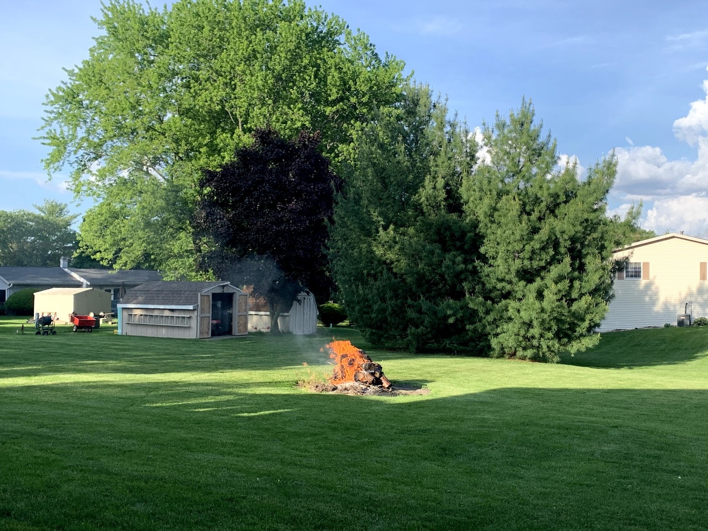 18864 Pioneer Street, Bloomington, IL 61705