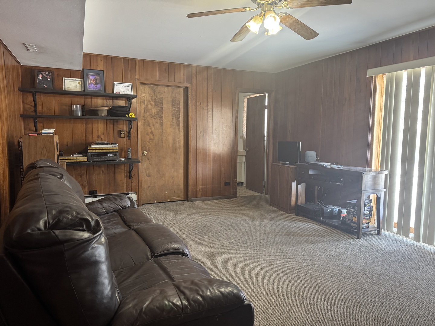 2518 S Cedar Glen Drive, Arlington Heights, IL 60005